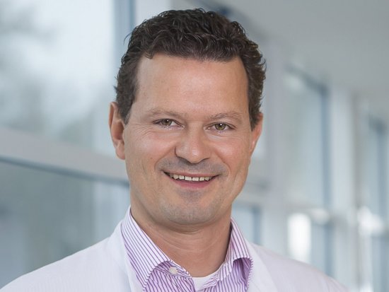 Portraitbild von Dr. Jürgen Walter