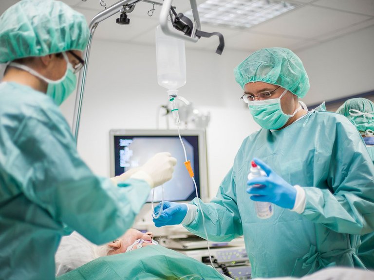 Chirurgischer Eingriff im Kompetenzzentrum für minimal invasive Chirurgie