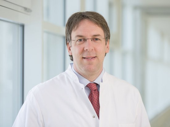 Portraitbild von Prof. Dr. Andreas Weber